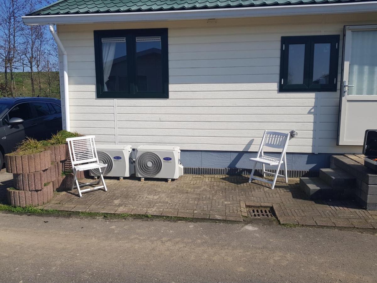 Vakantiehuis In Zeeland ซินท์ อันนาลอนด์ ภายนอก รูปภาพ