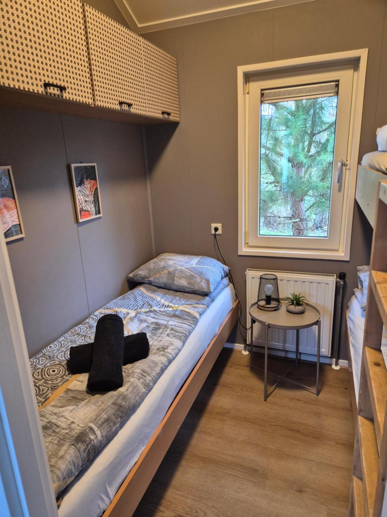 Vakantiehuis In Zeeland ซินท์ อันนาลอนด์ ภายนอก รูปภาพ